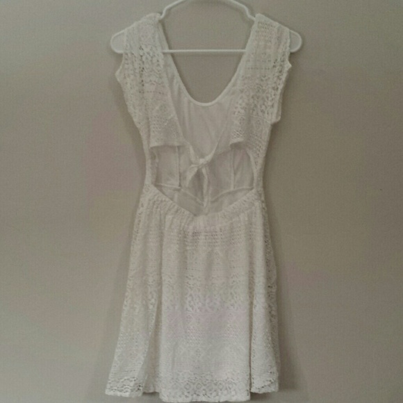 Romantic White Lace Dress - Picture 2 of 5